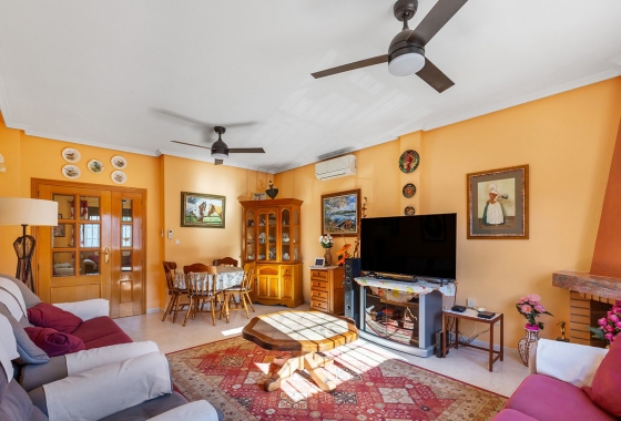 Resale - Villa - Bigastro