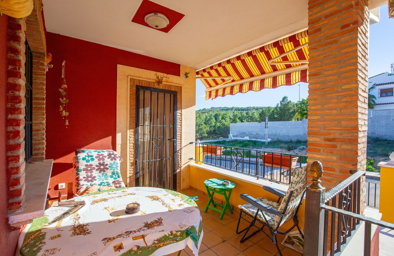 Resale - Villa - Bigastro