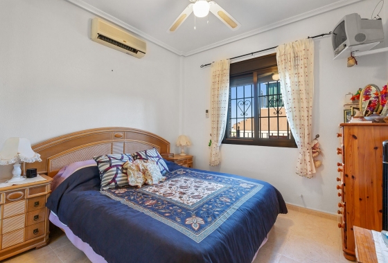 Resale - Villa - Bigastro