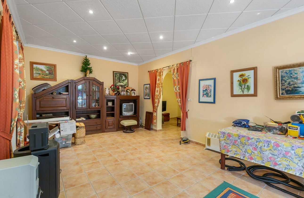 Resale - Villa - Bigastro