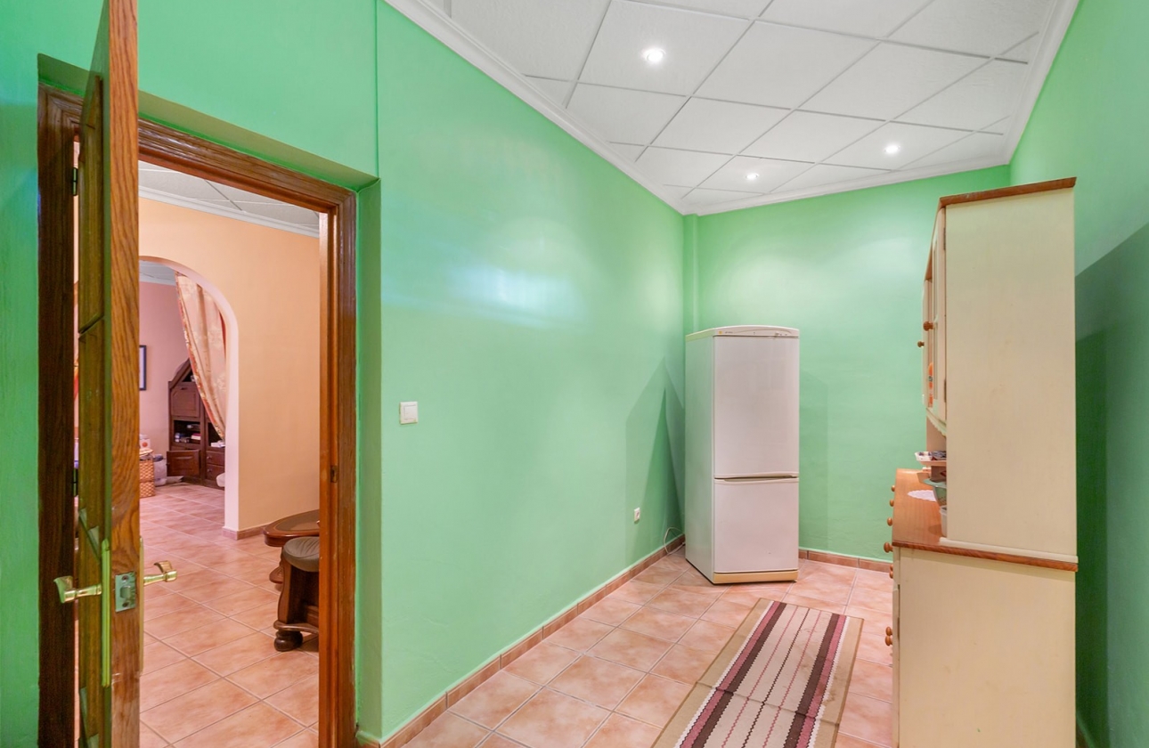 Resale - Villa - Bigastro