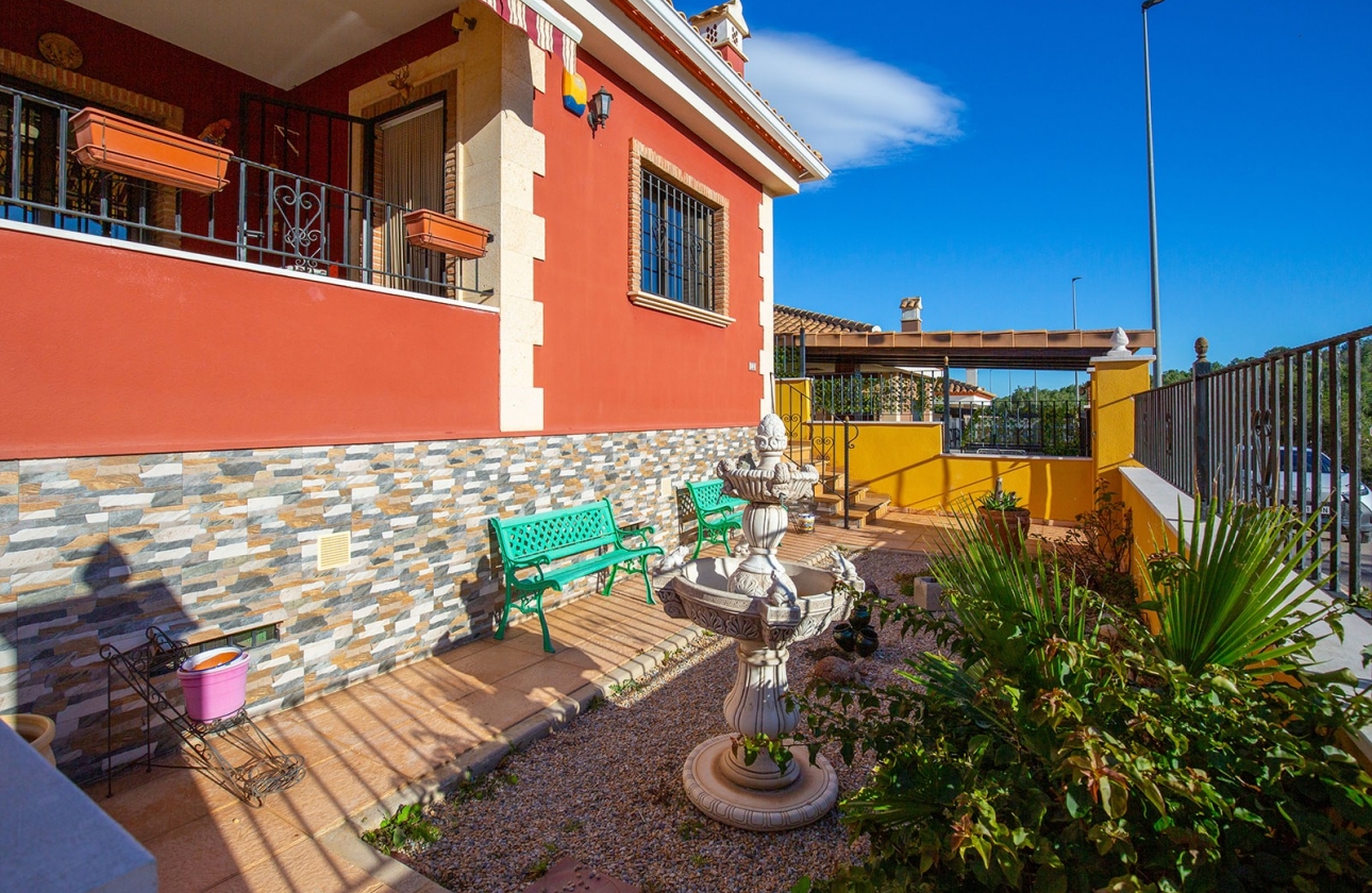 Resale - Villa - Bigastro