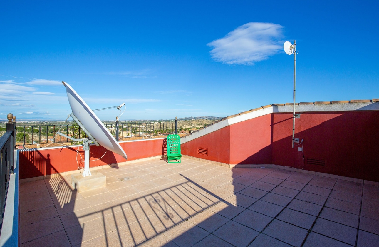 Resale - Villa - Bigastro