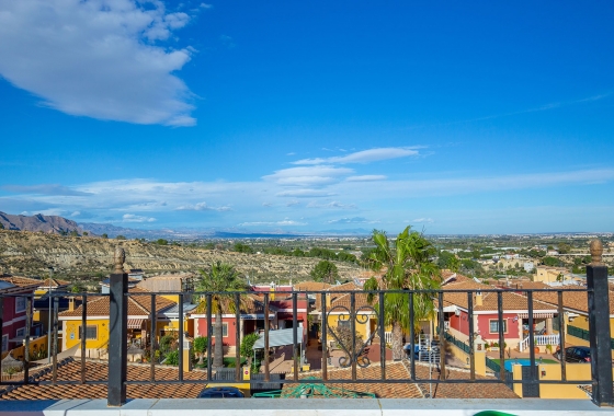 Resale - Villa - Bigastro