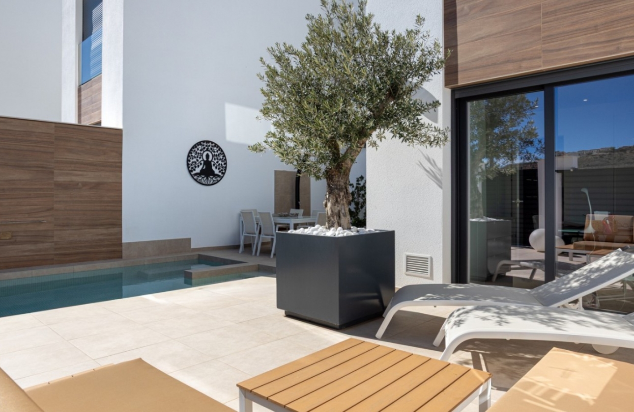 Resale - House - Benijofar