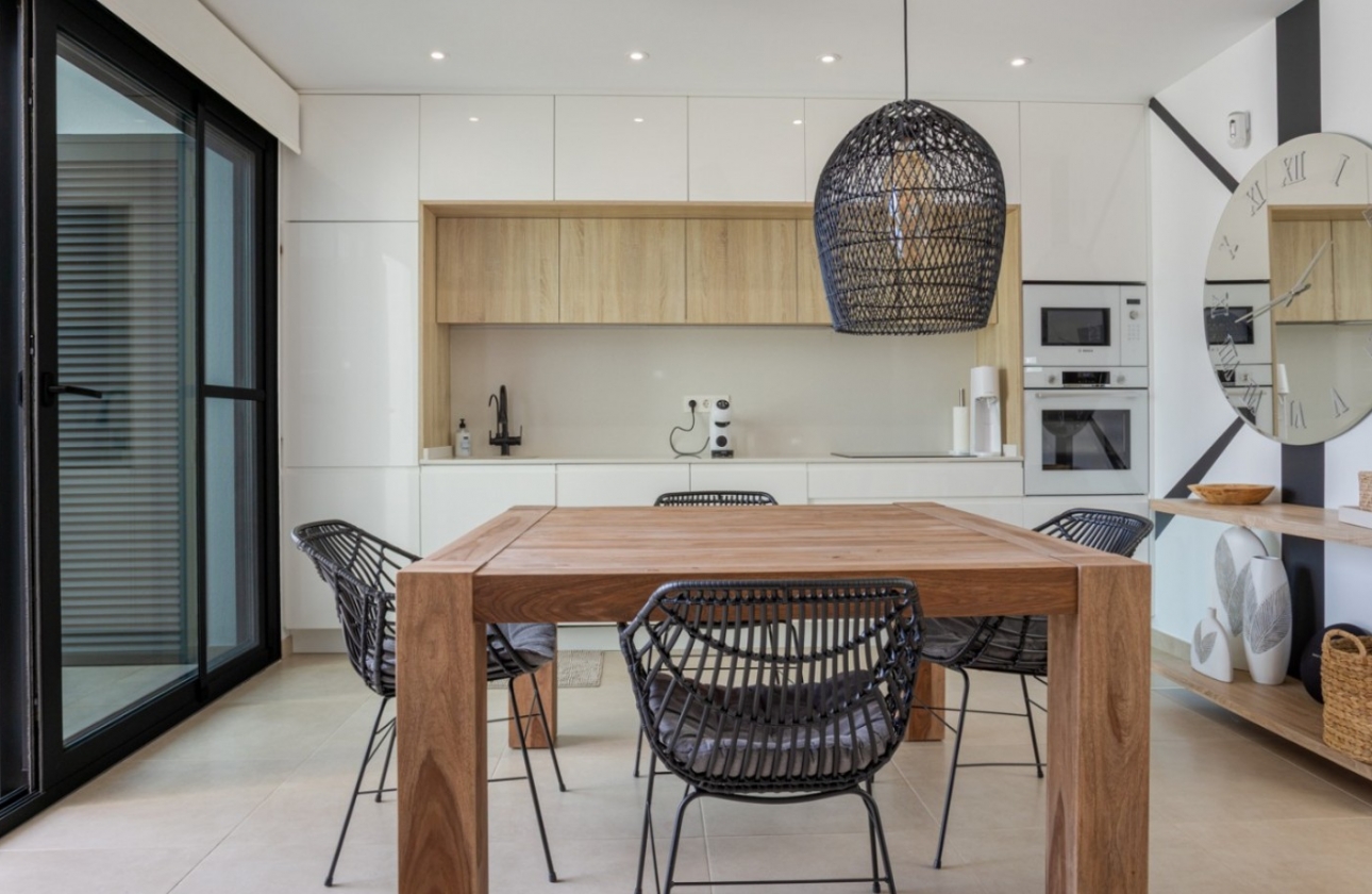 Resale - House - Benijofar