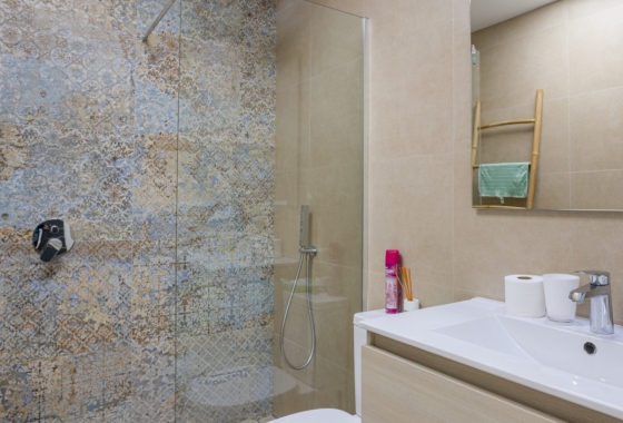 Resale - House - Benijofar