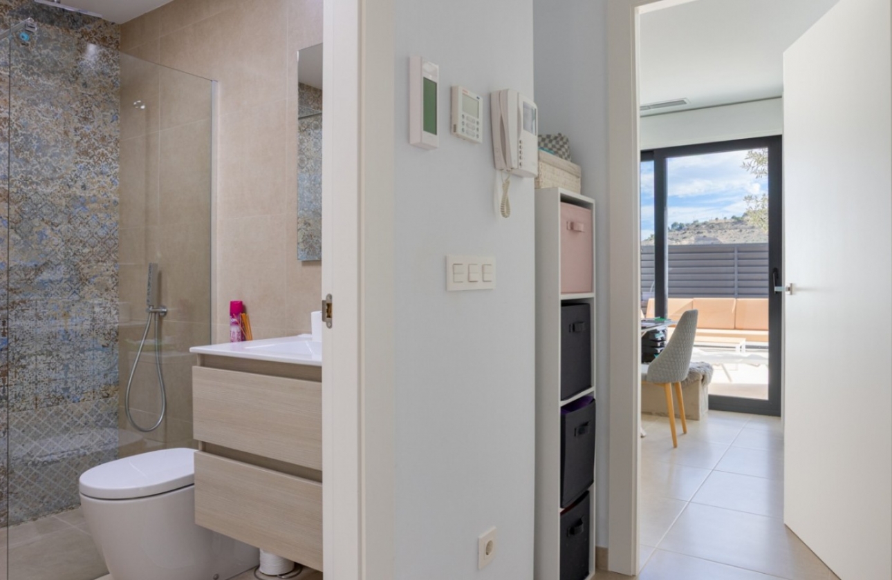 Resale - House - Benijofar