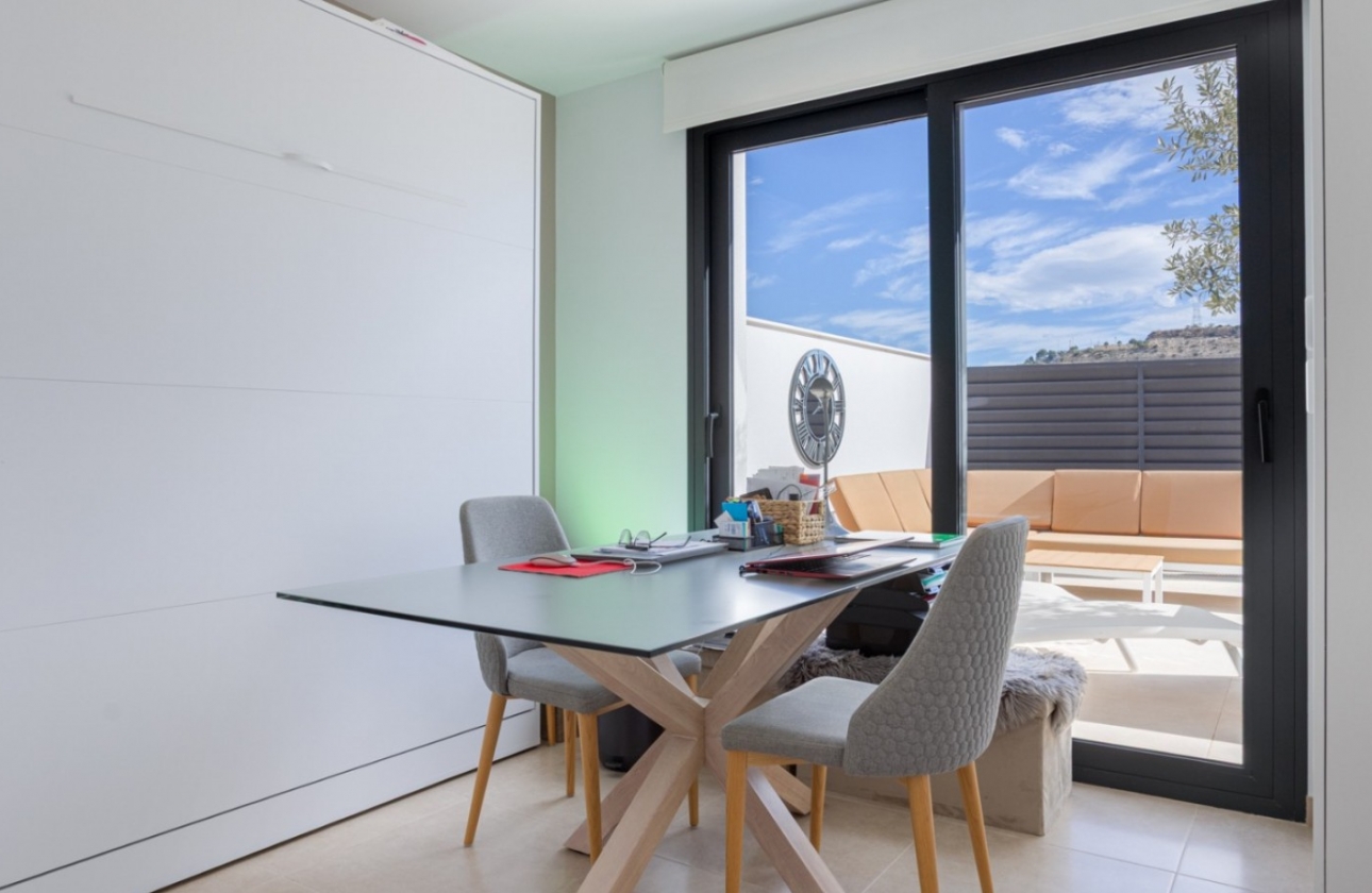 Resale - House - Benijofar