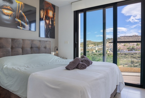 Resale - House - Benijofar