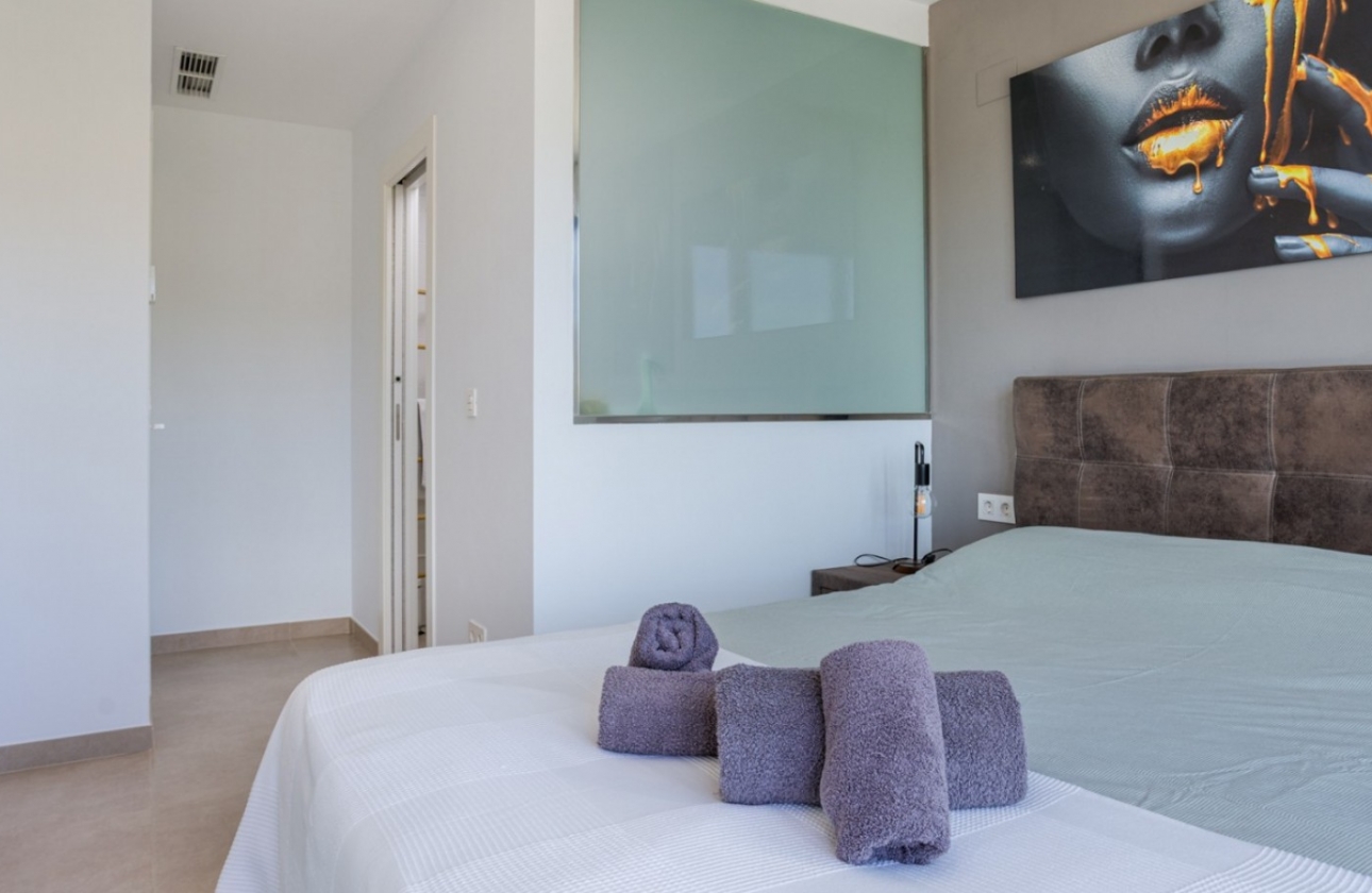 Resale - House - Benijofar