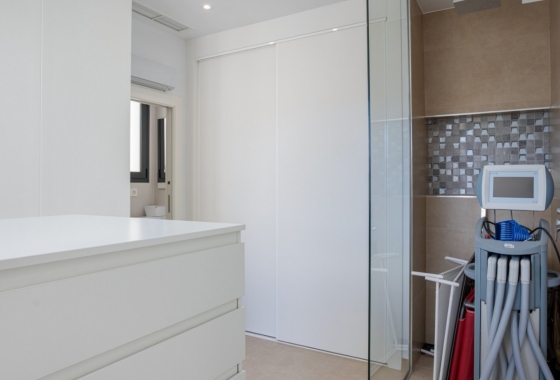 Resale - House - Benijofar