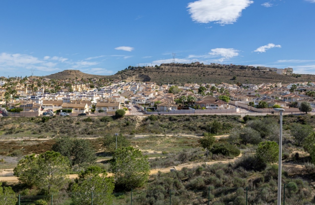 Resale - House - Benijofar