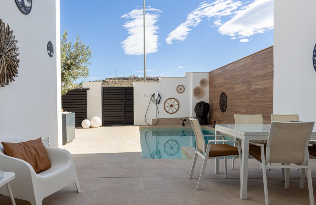 Resale - House - Benijofar
