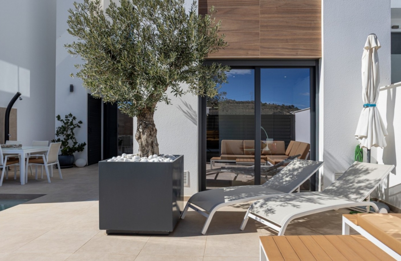 Resale - House - Benijofar
