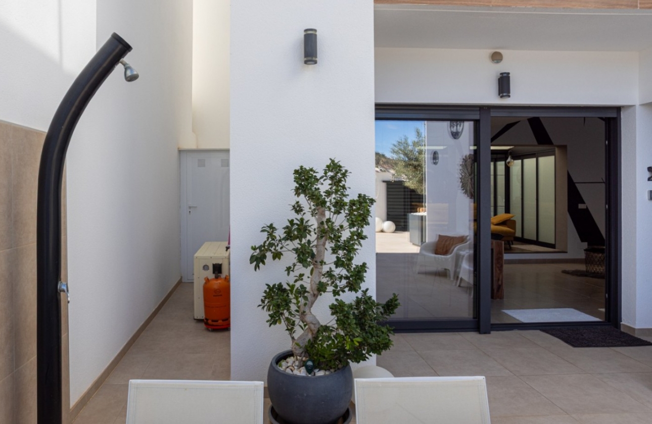 Resale - House - Benijofar