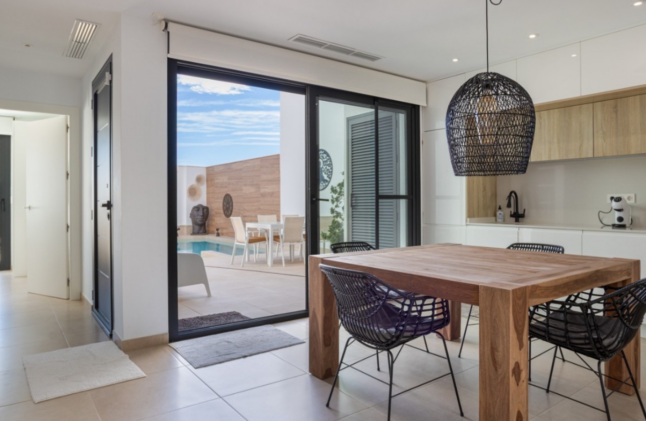 Resale - House - Benijofar