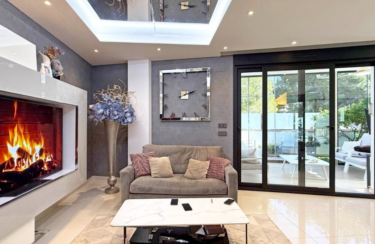 Revente - Villa - Orihuela Costa - Villamartín