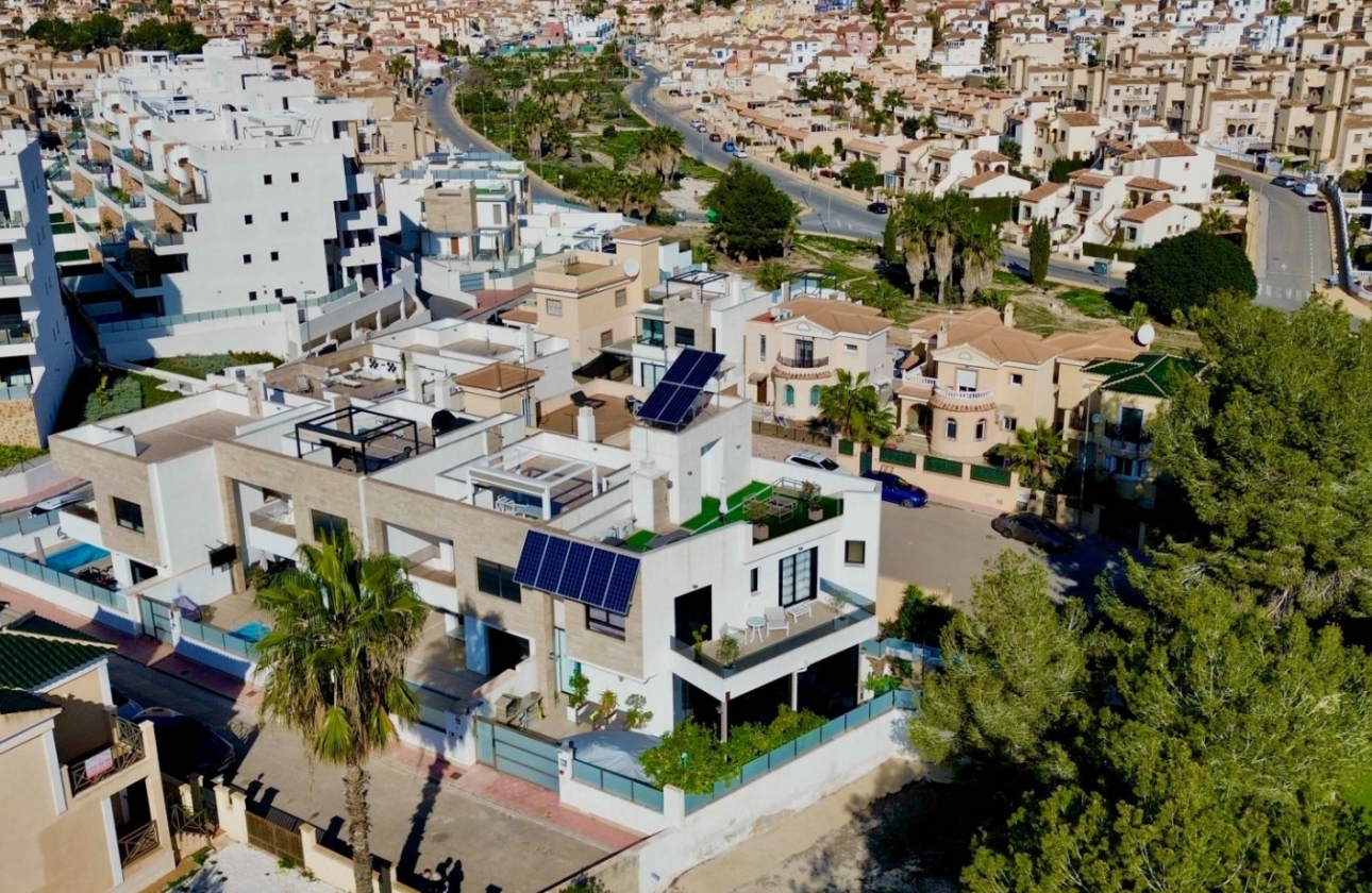 Revente - Villa - Orihuela Costa - Villamartín