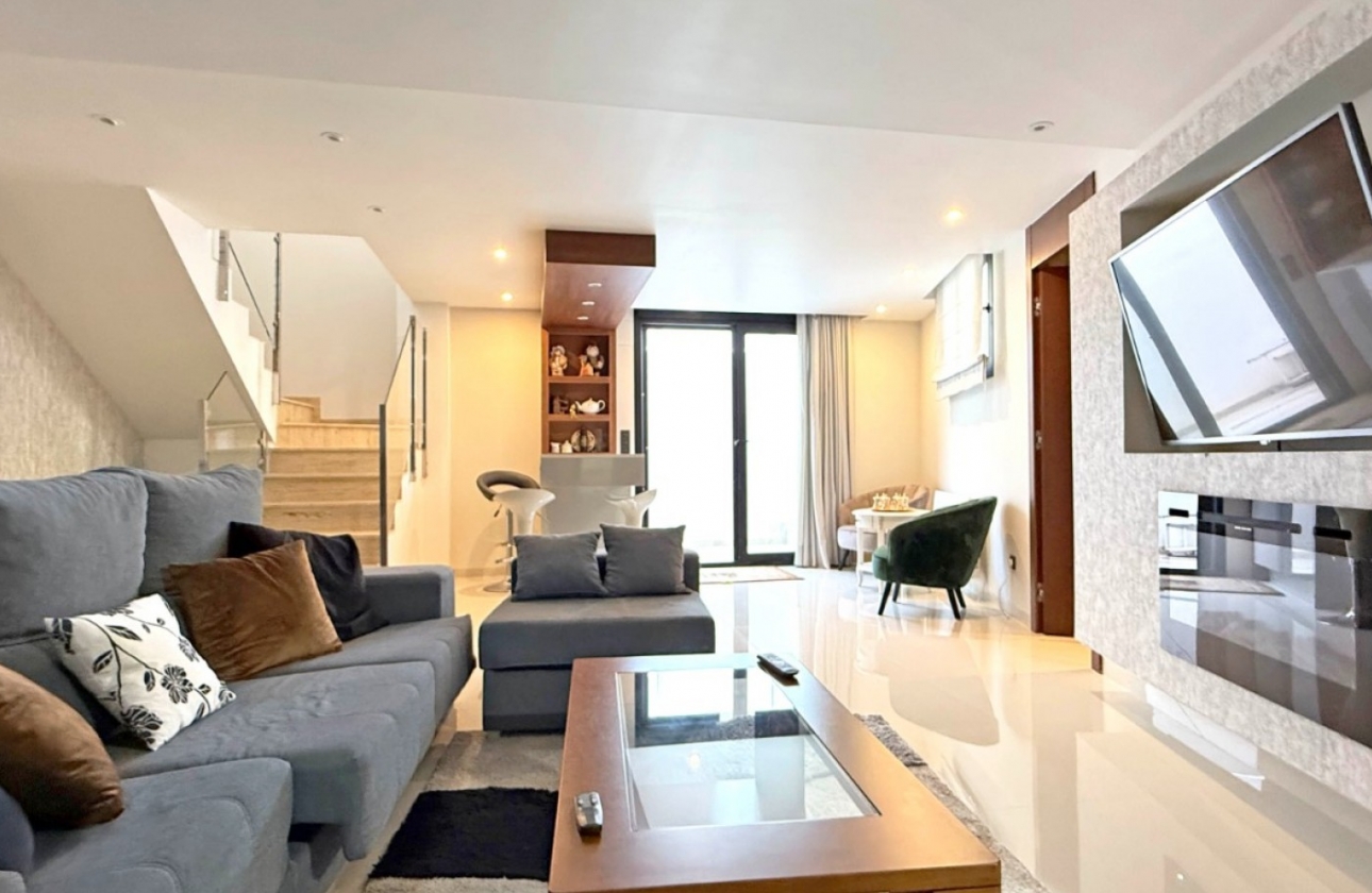 Revente - Villa - Orihuela Costa - Villamartín