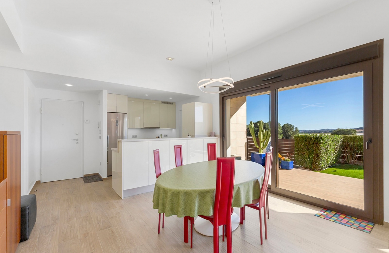 Resale - Villa - Vistabella Golf