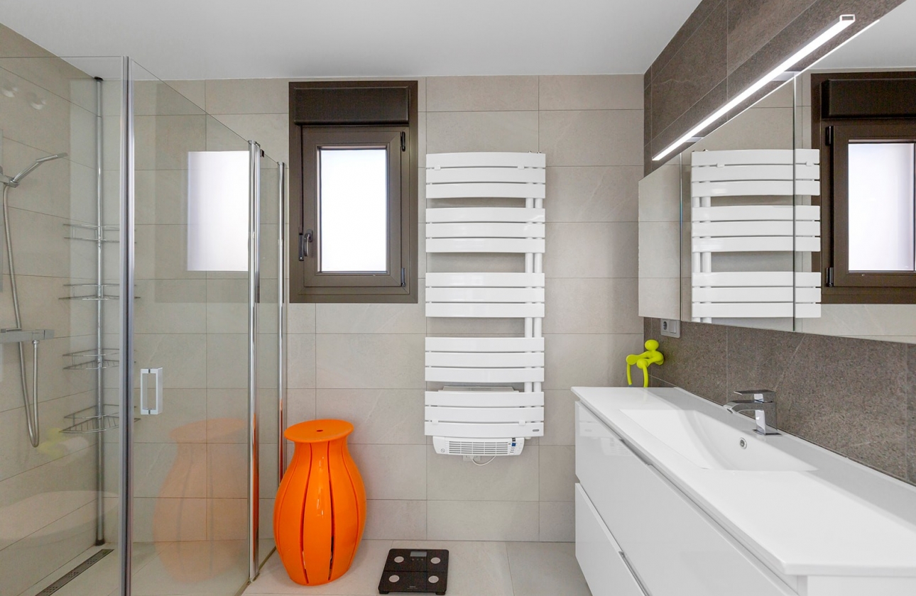 Resale - Villa - Vistabella Golf