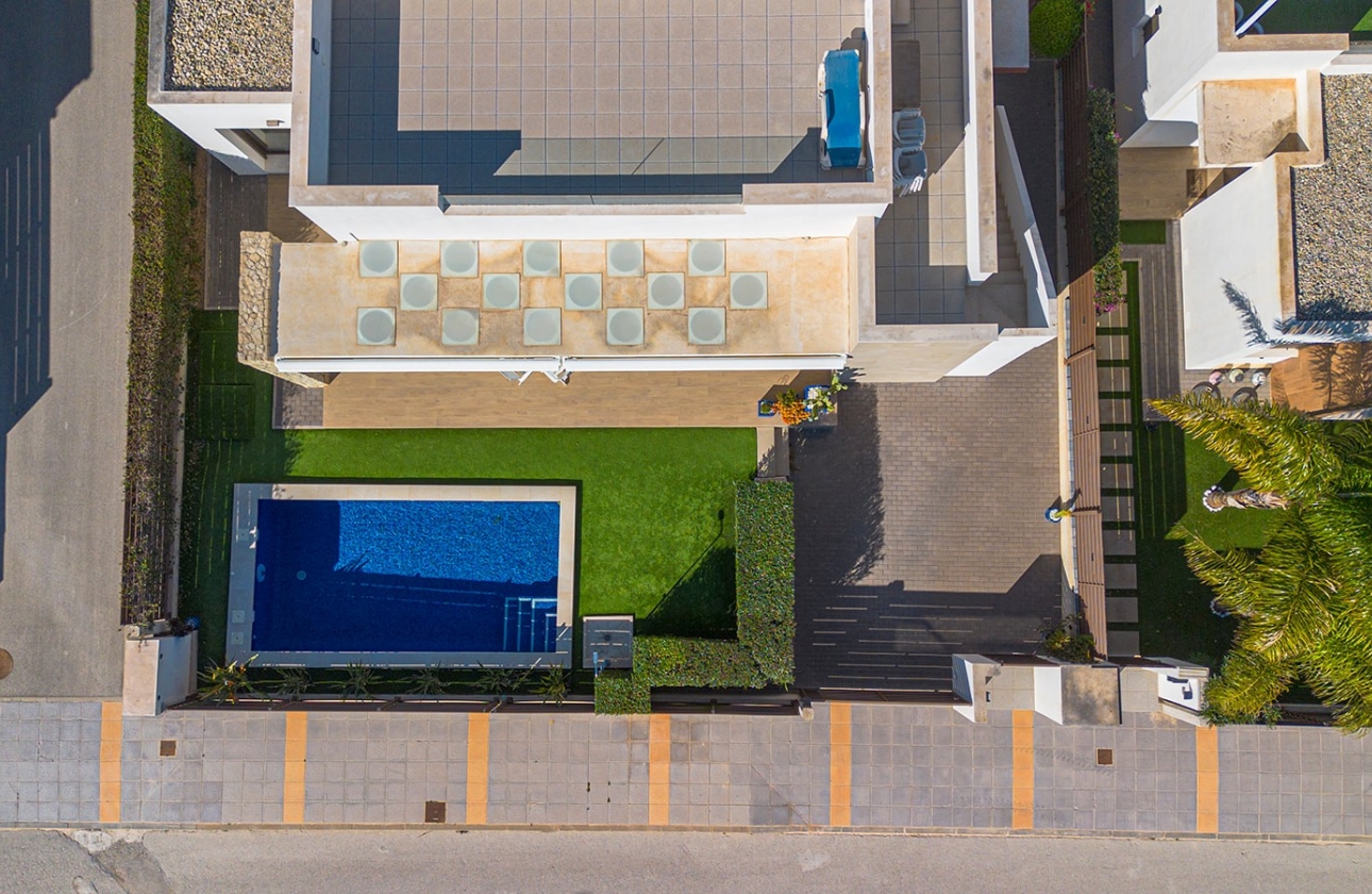 Resale - Villa - Vistabella Golf