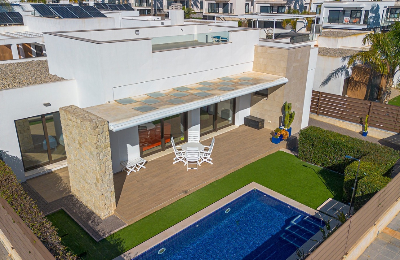 Resale - Villa - Vistabella Golf