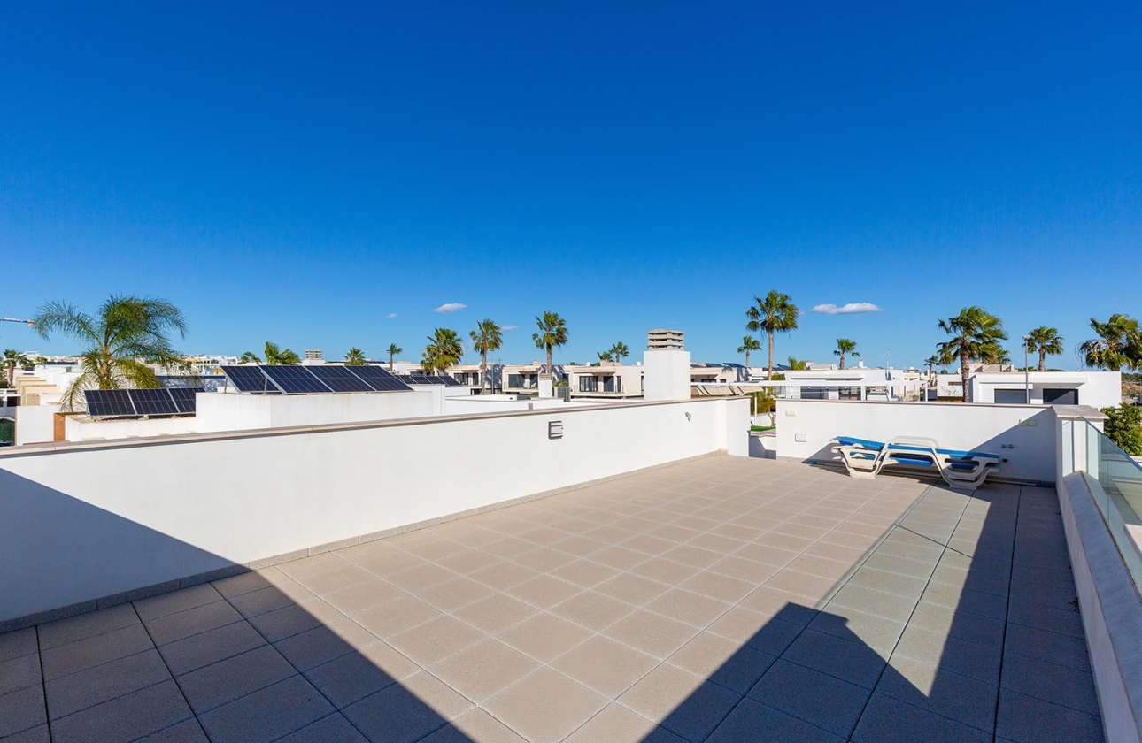 Resale - Villa - Vistabella Golf