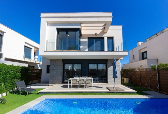 Resale - Villa - Vistabella Golf