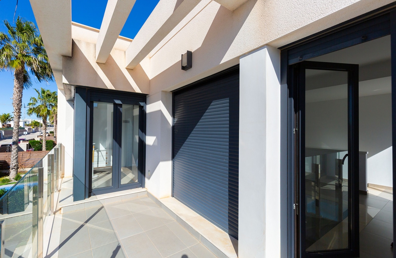 Resale - Villa - Vistabella Golf