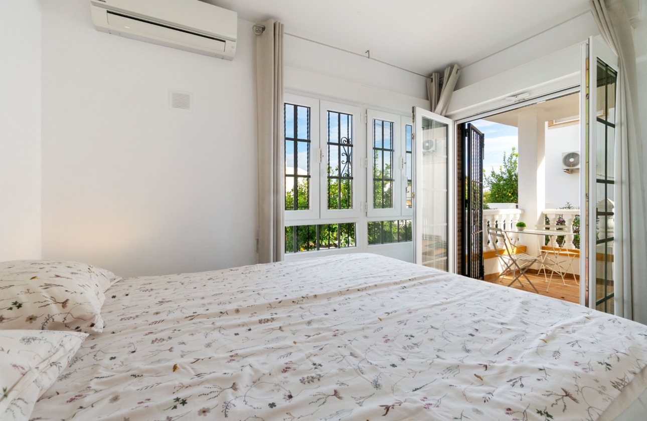 Revente - Villa - Orihuela Costa - Villamartín