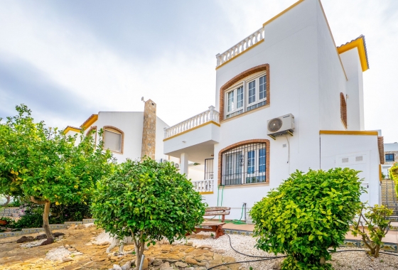 Revente - Villa - Orihuela Costa - Villamartín