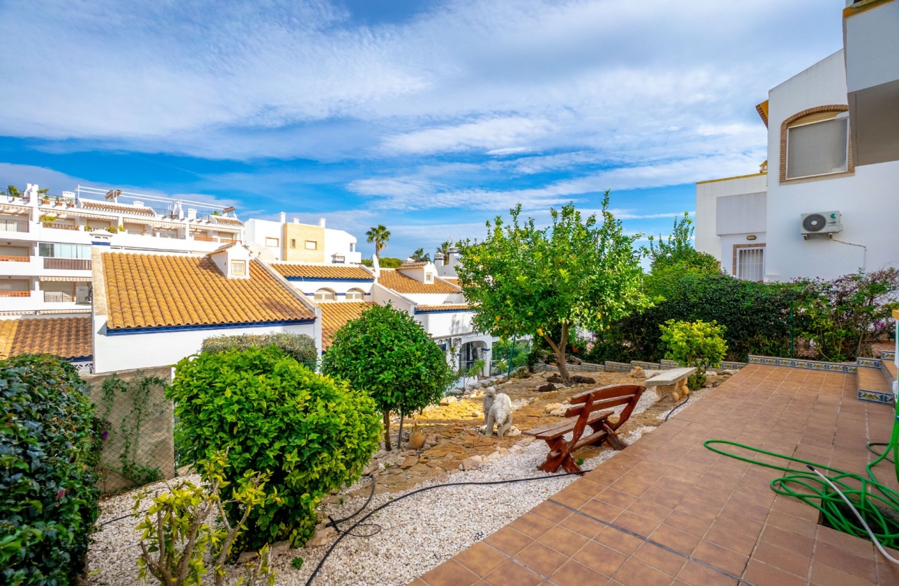 Revente - Villa - Orihuela Costa - Villamartín