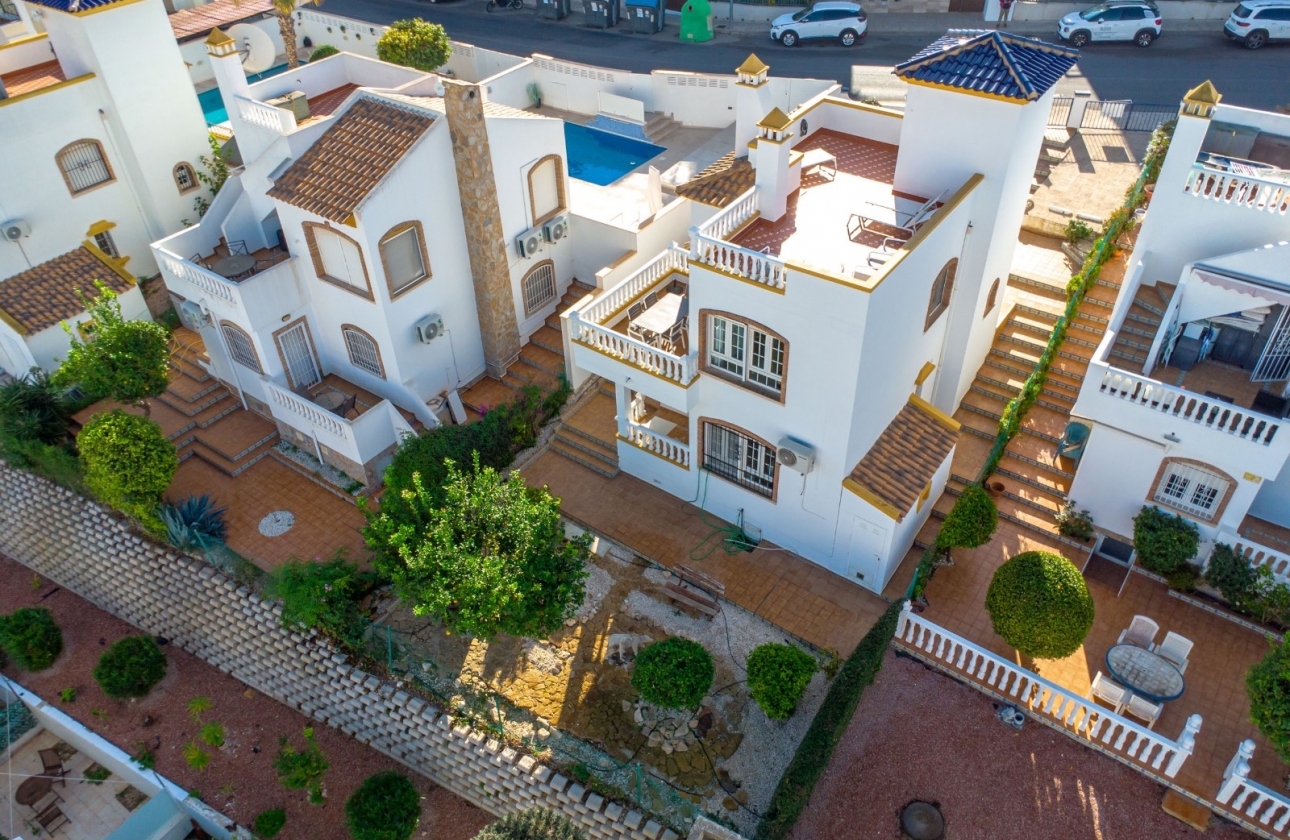 Revente - Villa - Orihuela Costa - Villamartín