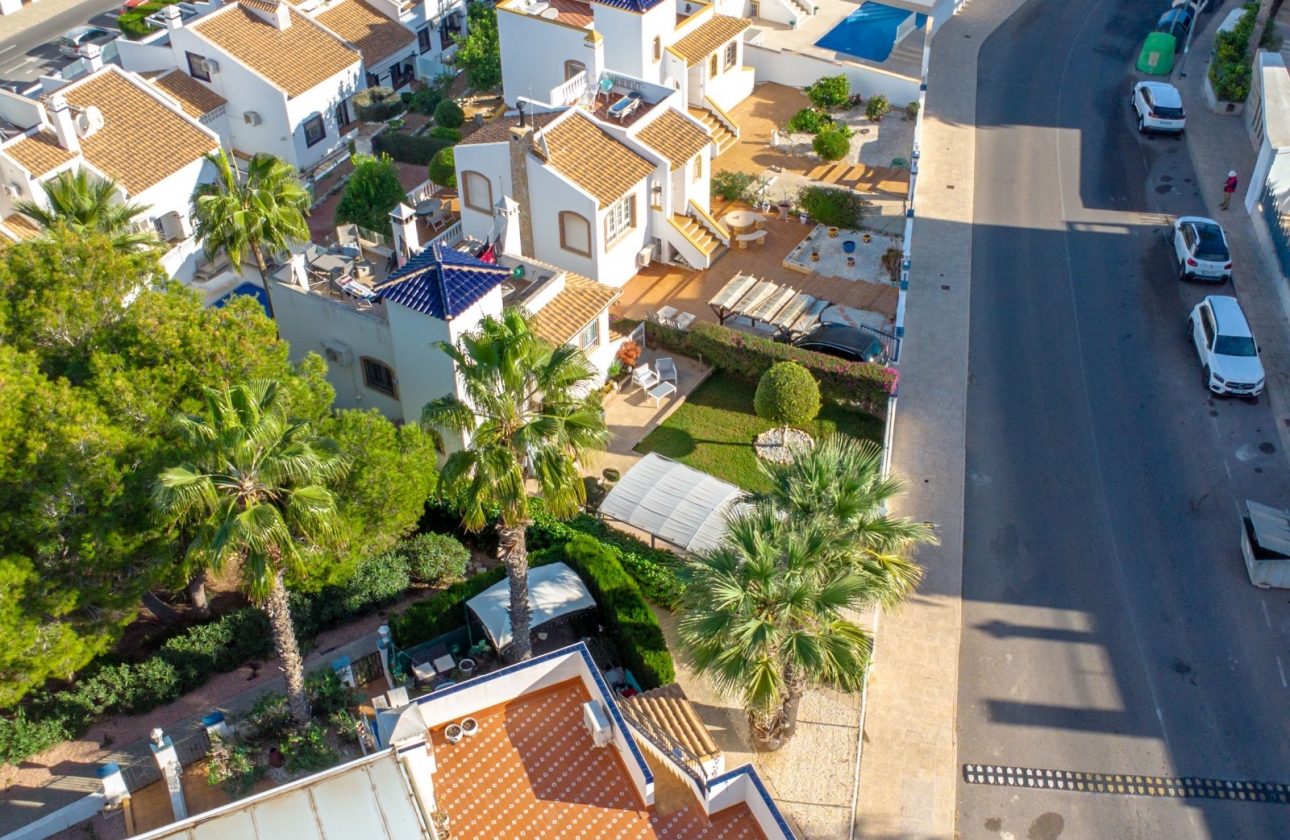 Revente - Villa - Orihuela Costa - Villamartín