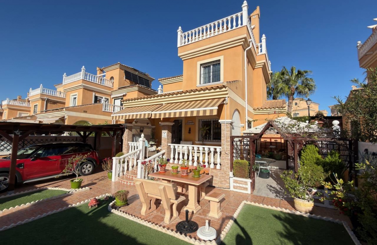 Reventa - Villa - Lo Crispin