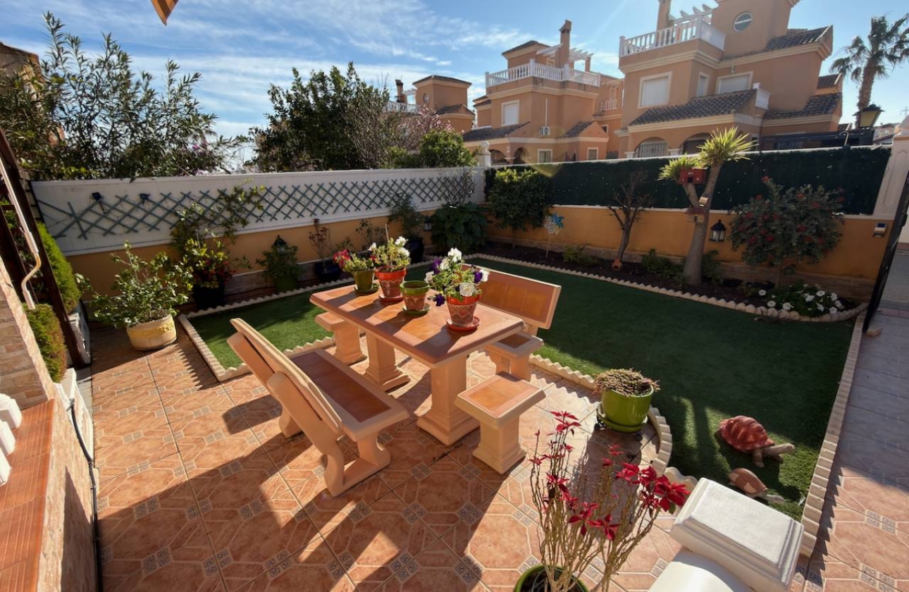 Reventa - Villa - Lo Crispin