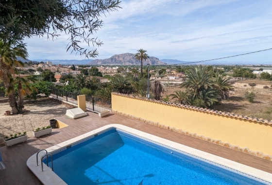 Resale - Villa - Bigastro