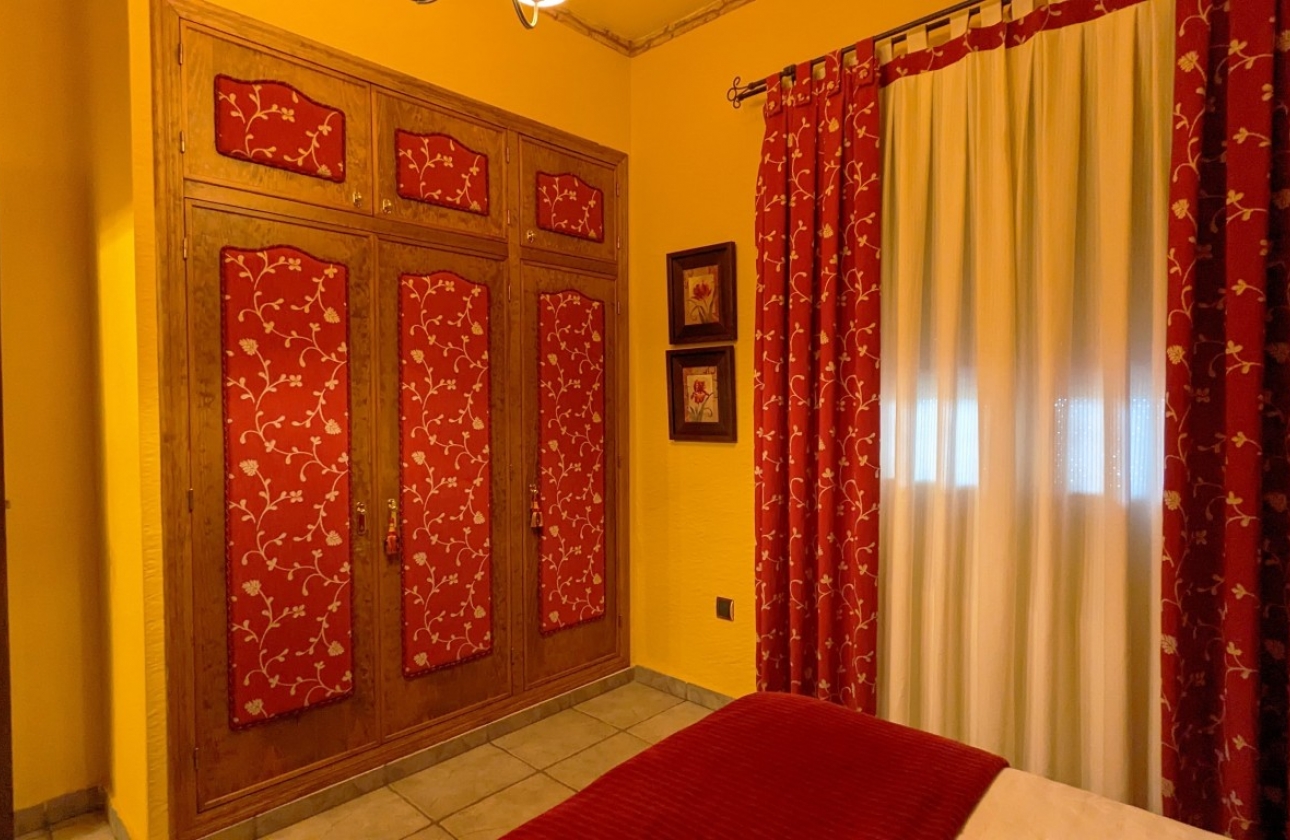 Resale - Villa - Bigastro