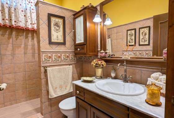 Resale - Villa - Bigastro