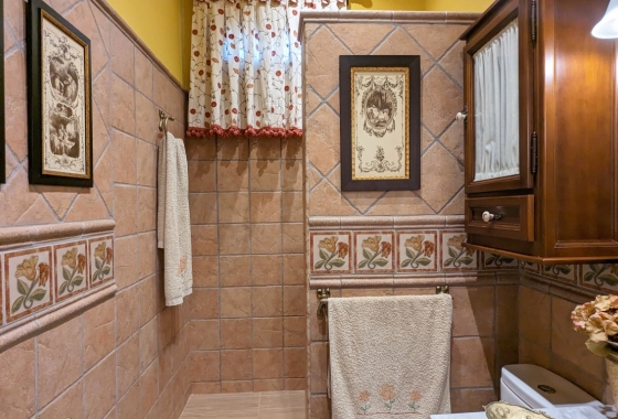 Resale - Villa - Bigastro