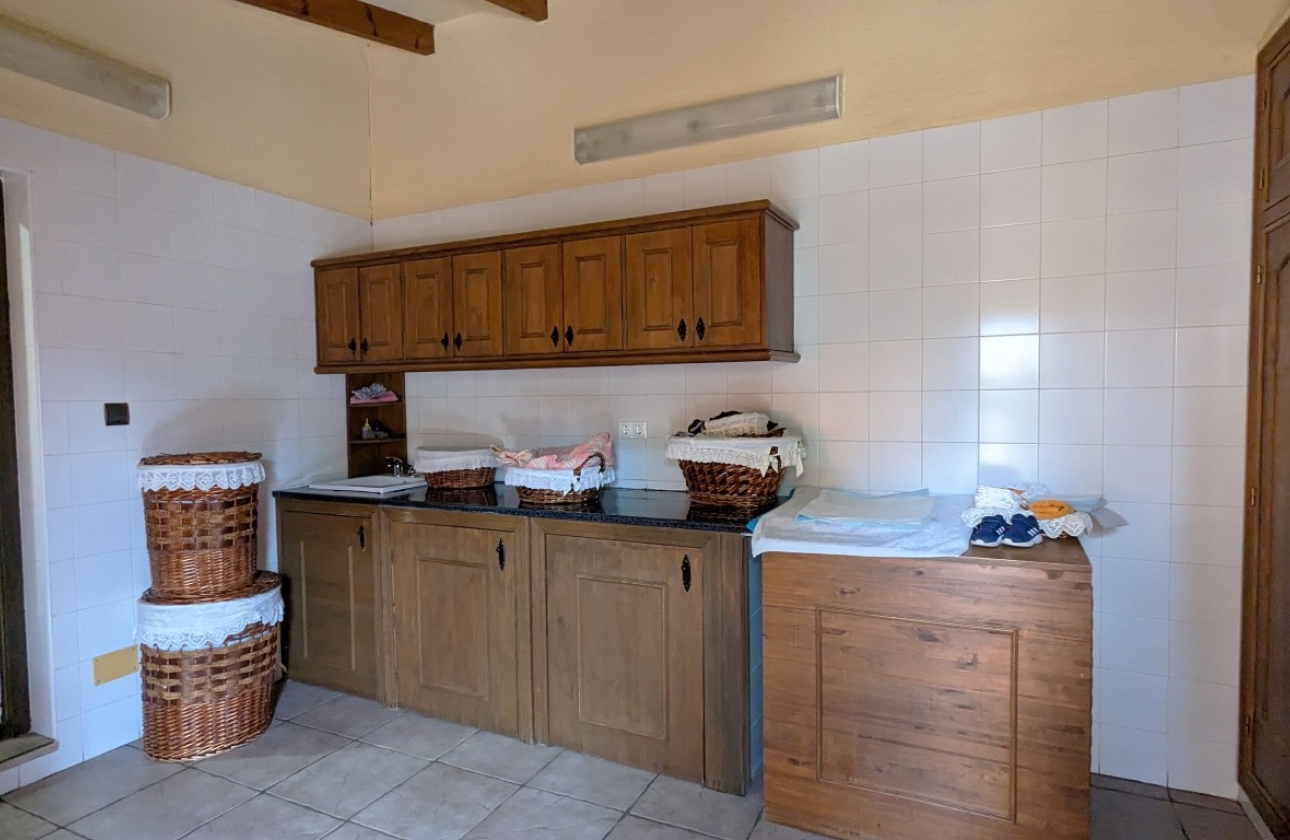 Resale - Villa - Bigastro