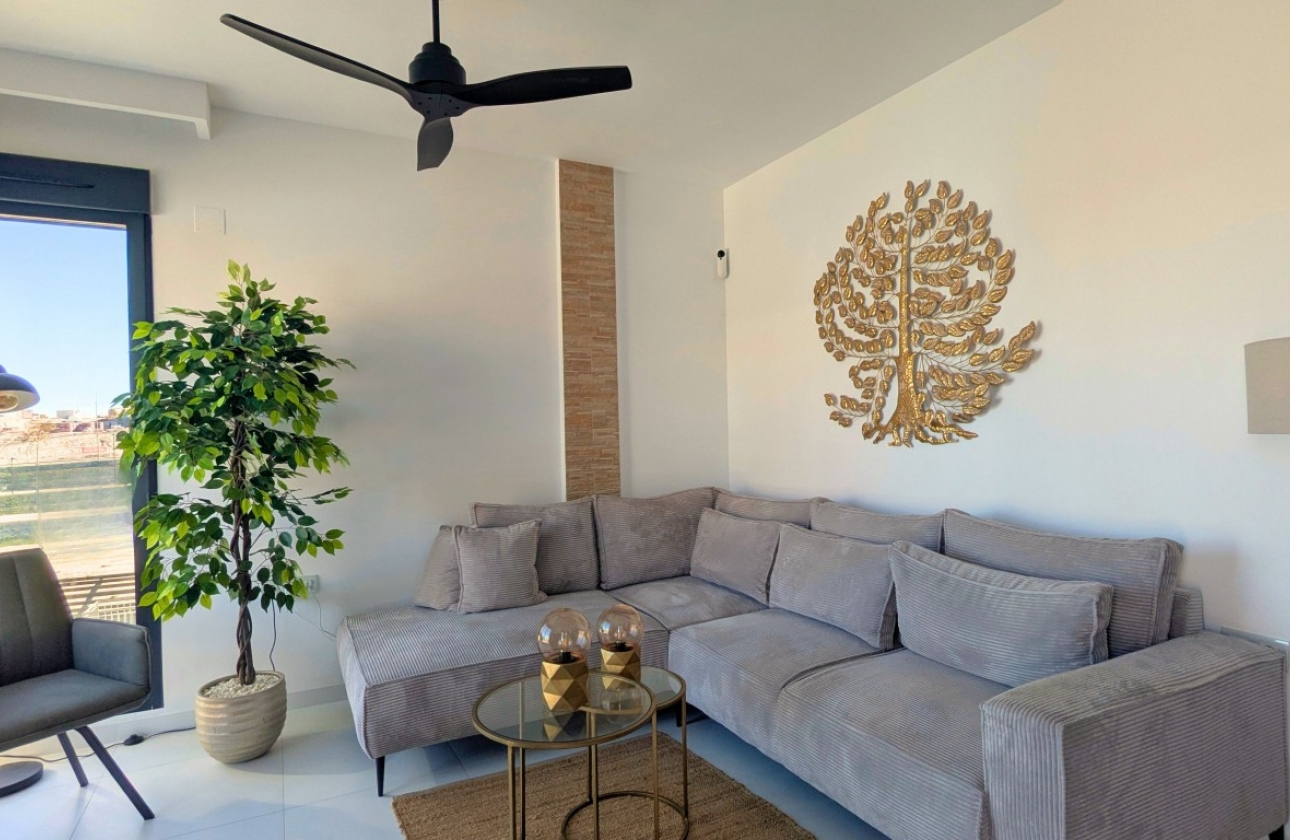 Revente - Attique - San Miguel de Salinas