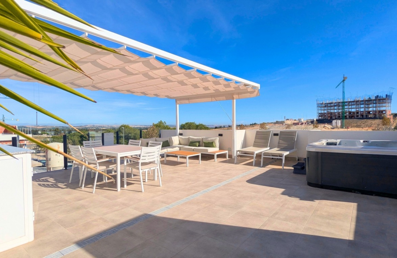 Revente - Attique - San Miguel de Salinas