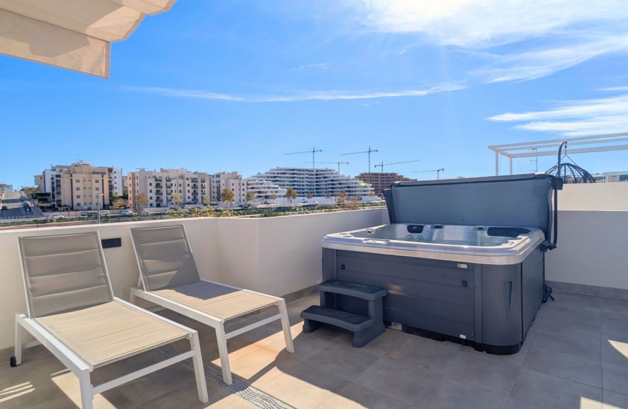 Revente - Attique - San Miguel de Salinas