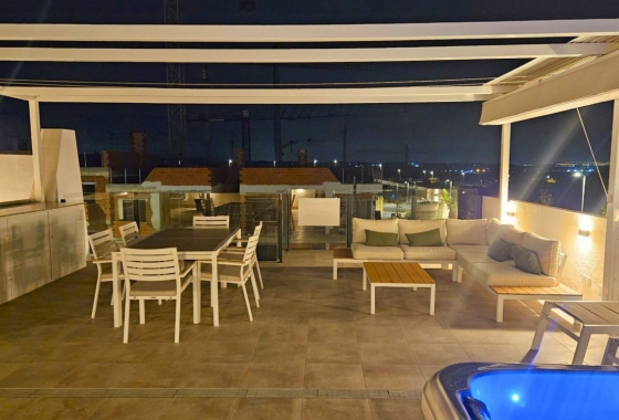 Revente - Attique - San Miguel de Salinas