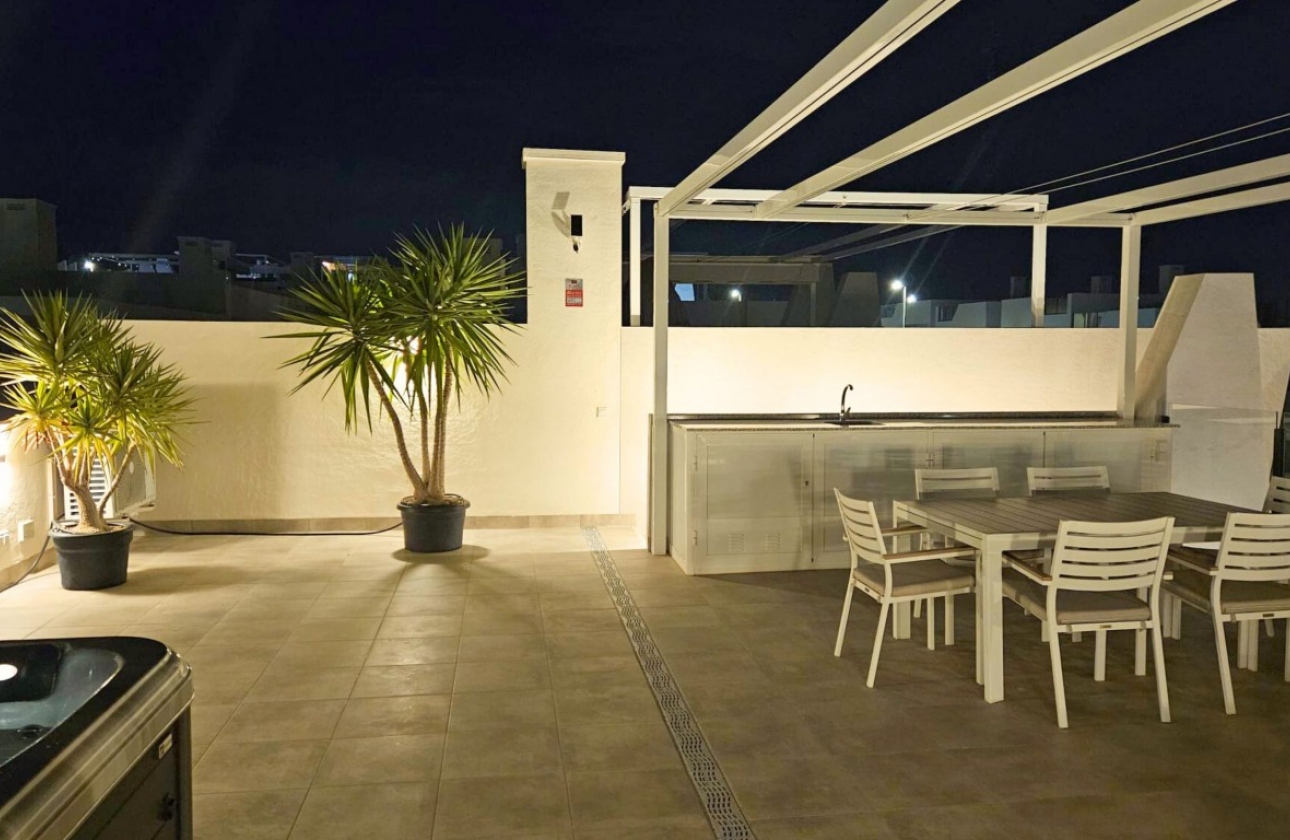 Revente - Attique - San Miguel de Salinas