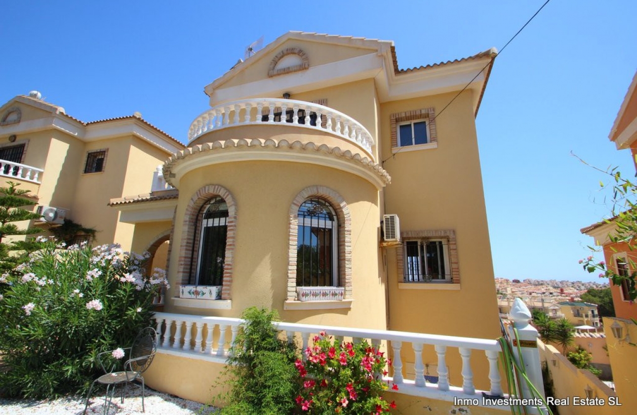 Reventa - Villa - Villamartin - Villacosta