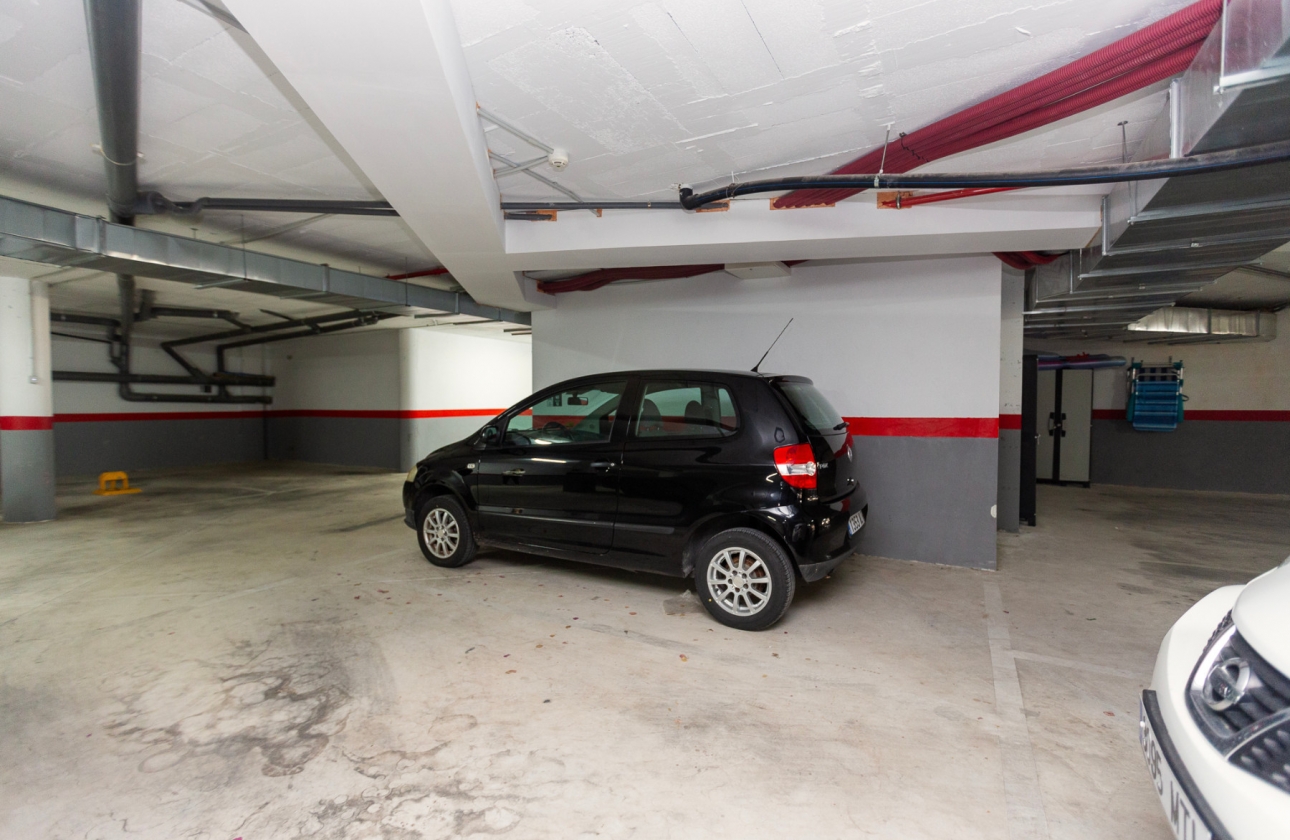 Resale - Apartment / flat - Villamartin